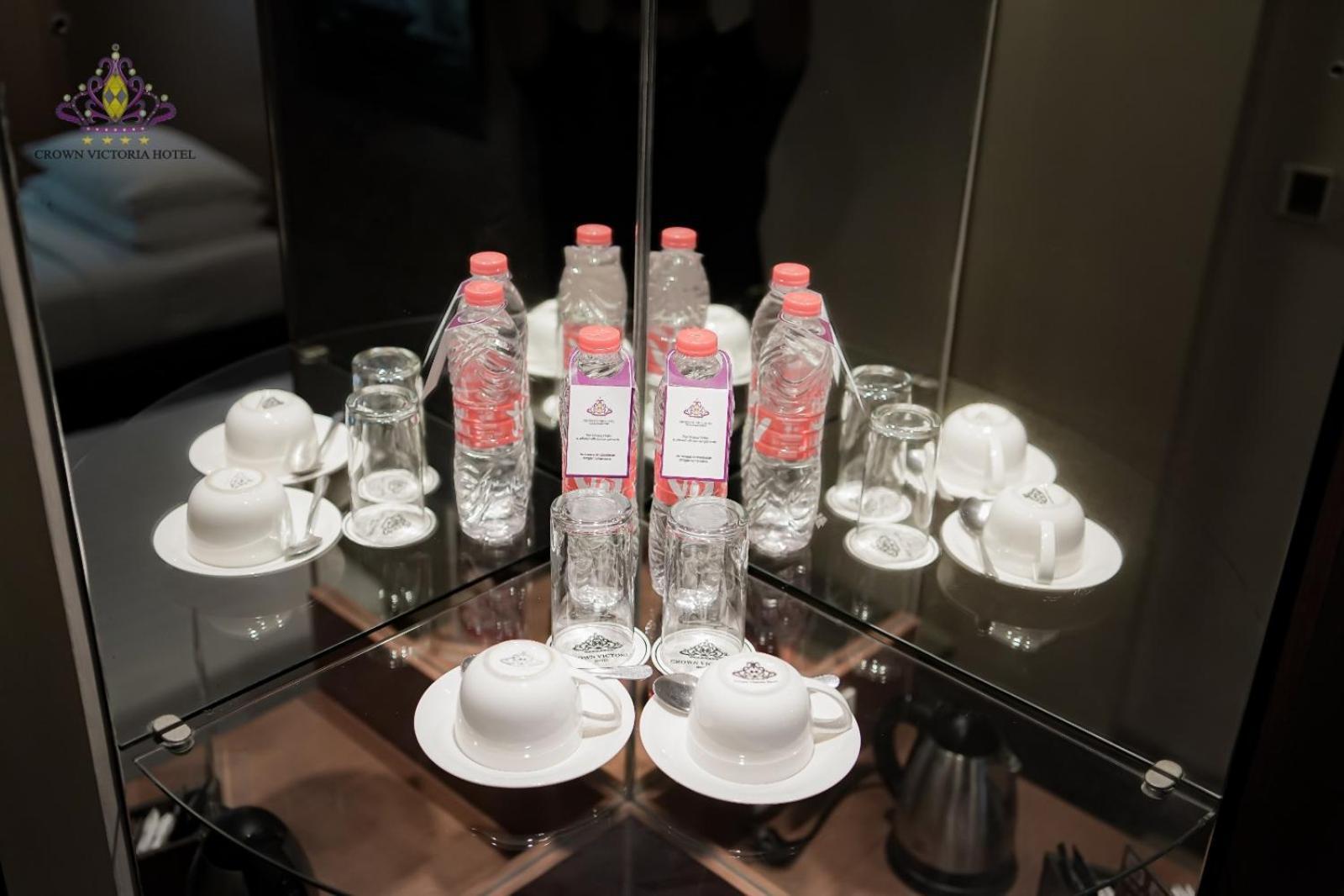 Crown Victoria Hotel Tulungagung Kültér fotó